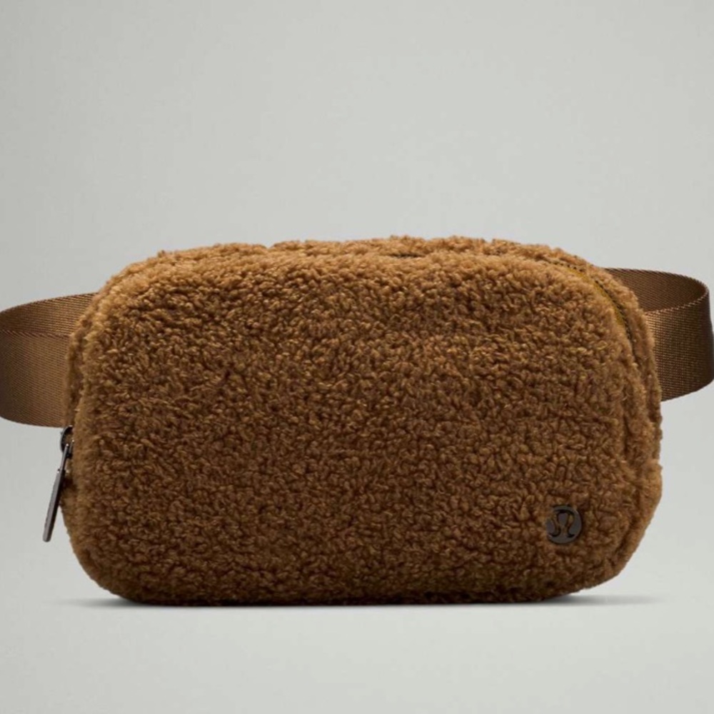 RARE Lululemon EBB Everywhere Belt Bag Sherpa Fleece - Burnt Caramel